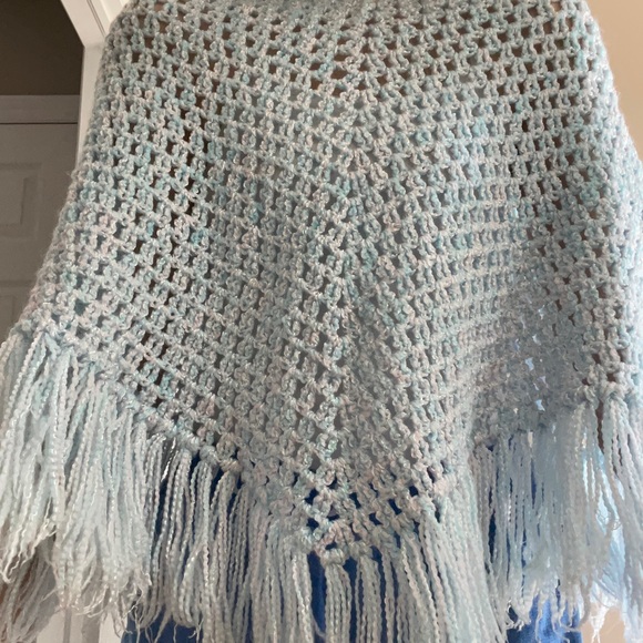 Ice blue handmade crochet poncho - Picture 3 of 4